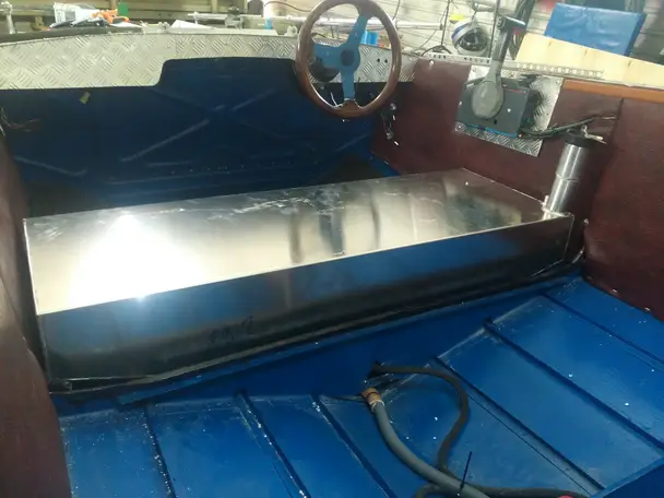 Бак Воронеж вместо переднего сидения 108л 3