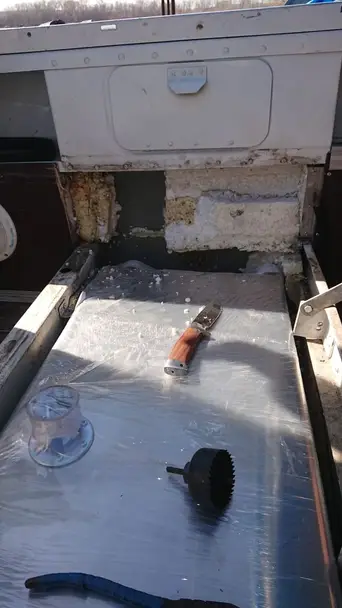 Бак Прогресс 2 и Прогресс 2М под переднее сиденье 75л 8