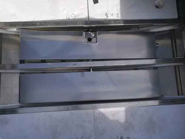 Бак Quintrex 475BR под слани 94,5л 6