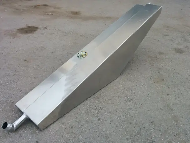 Бак Quintrex 455 под слани 50л 3