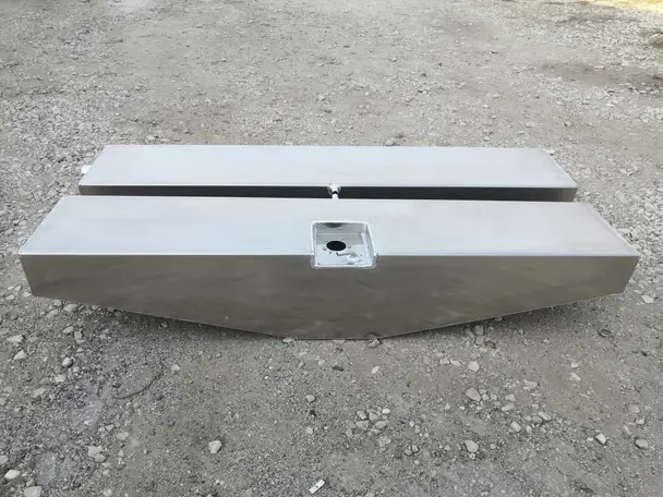 Бак Quintrex 455 под слани 2 секции 86л 6