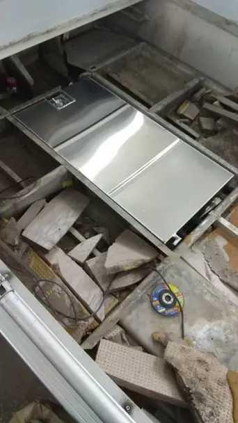 Бак UMS 450 под слани 54л 2
